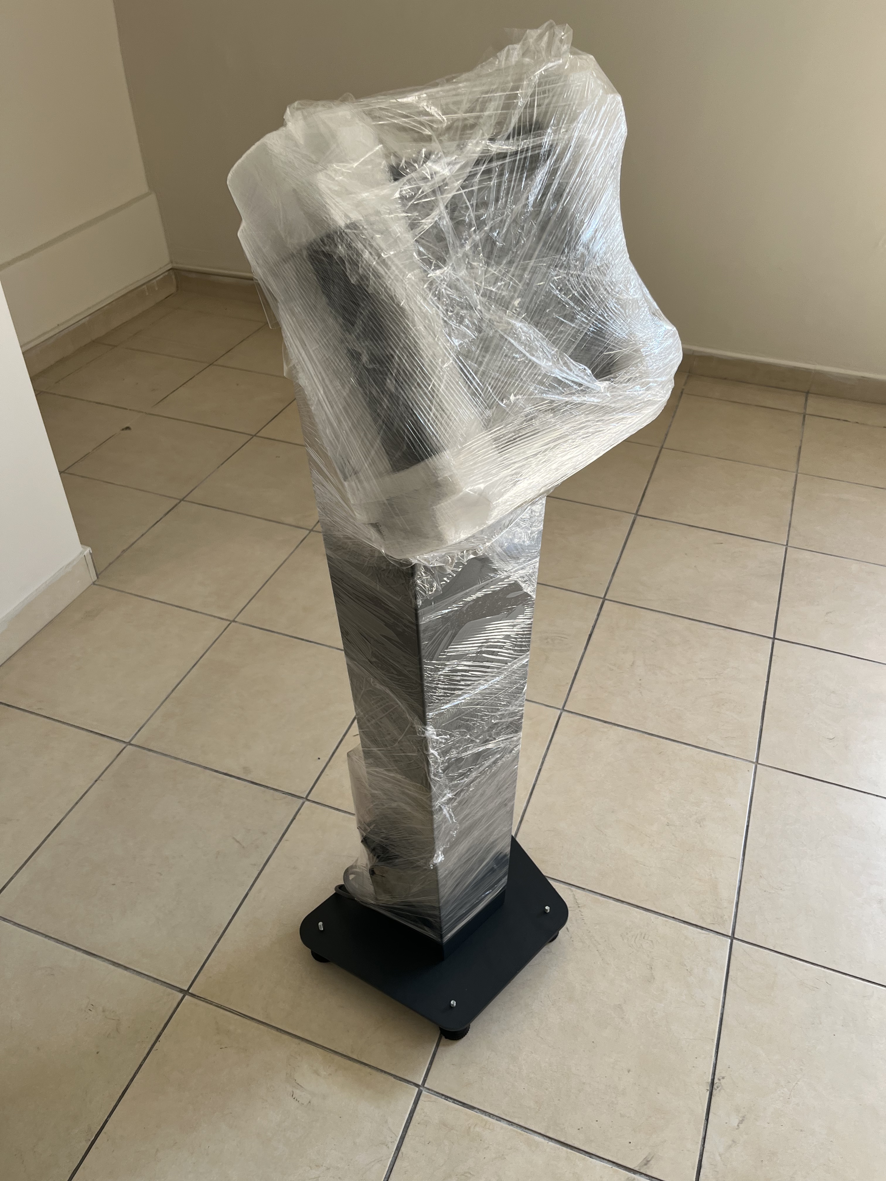 NX500 Custom - Self Service Check-in Kiosk - 3